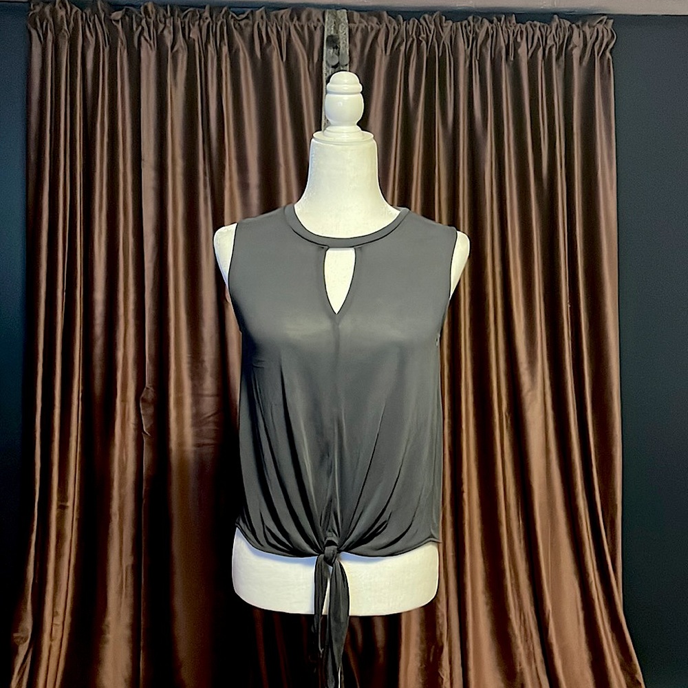 XS Gray Loft Sleeveless Top